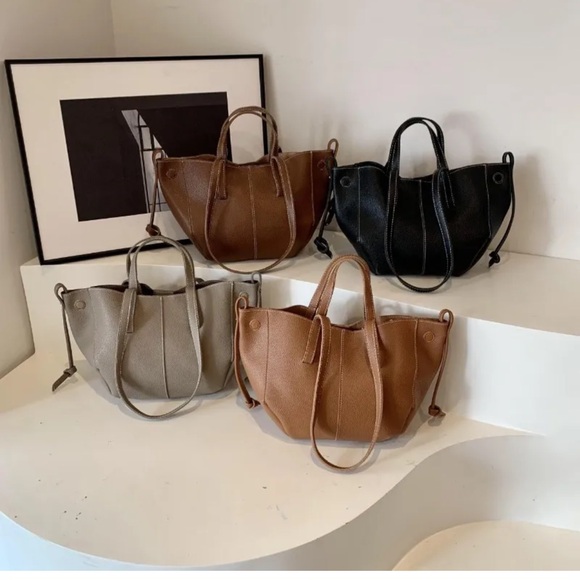 Boho Chic Tan Faux Leather Tote ๐ - Picture 6 of 9